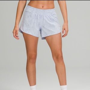 Lululemon hotty hot LR shorts NWOT